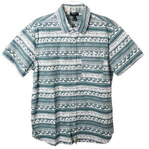Forever 21 NWT Men's Green/White Button-Up Short Sleeve Wave Pattern Shirt Small